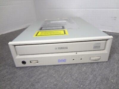 Yamaha CRW4416S-NB CD Burner 4x4x16x SCSI Beige