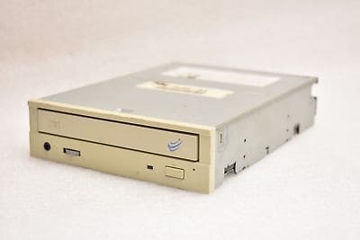 Toshiba XM-3801B 16x 3000Rpm SCSI-Interface 256Kb Buffer 5.25-Inch Internal Beige CD-Rom Drive