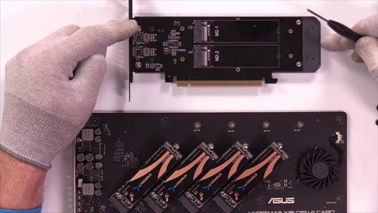 Asus HYPER M.2 X16 GEN 4 CARD / 90MC08A0-M0AAY0 PCIe 4.0/3.0 x16 NVMe M.2 Expansion Card