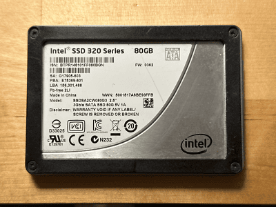 Intel 320 Series SSDSA2CW080G3 2.5'' 80GB SATA II MLC Internal Solid State Drive (SSD)